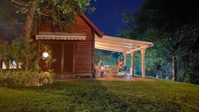 Una Kamp Hotel Bosanska Krupa Ngoại thất bức ảnh