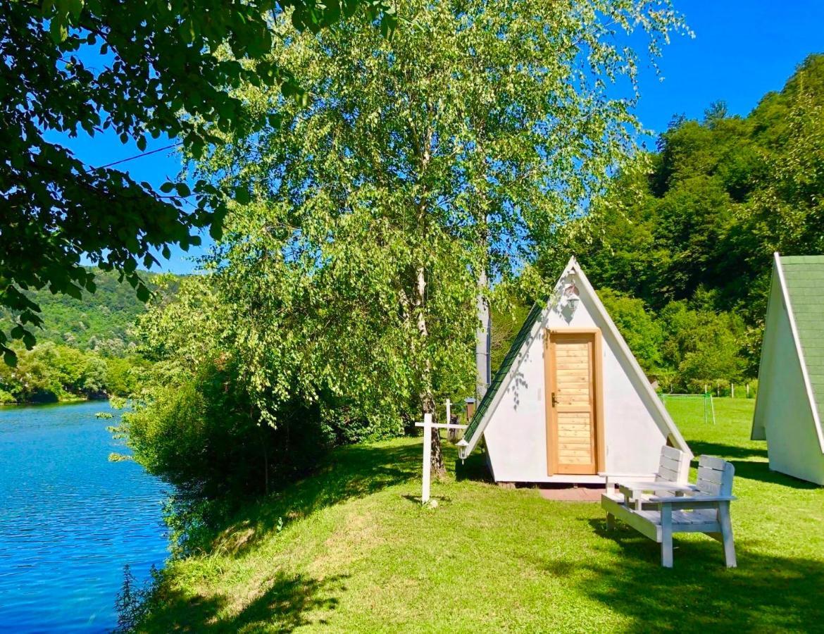 Una Kamp Hotel Bosanska Krupa Ngoại thất bức ảnh