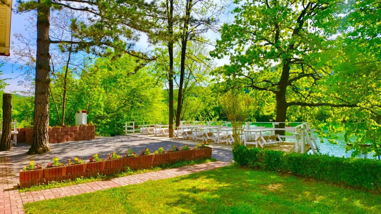 Una Kamp Hotel Bosanska Krupa Ngoại thất bức ảnh