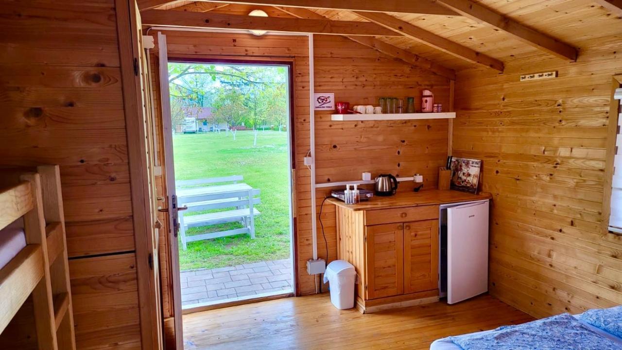 Una Kamp Hotel Bosanska Krupa Ngoại thất bức ảnh