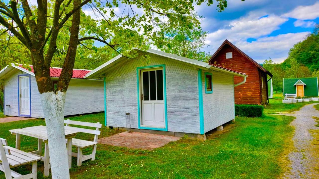 Una Kamp Hotel Bosanska Krupa Ngoại thất bức ảnh