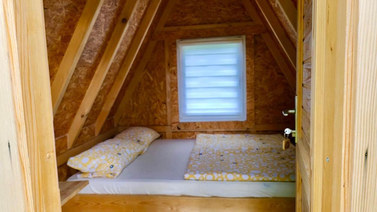 Una Kamp Hotel Bosanska Krupa Ngoại thất bức ảnh